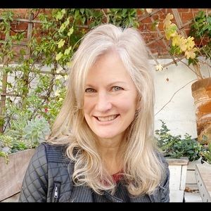 Meet your Posher, Deb